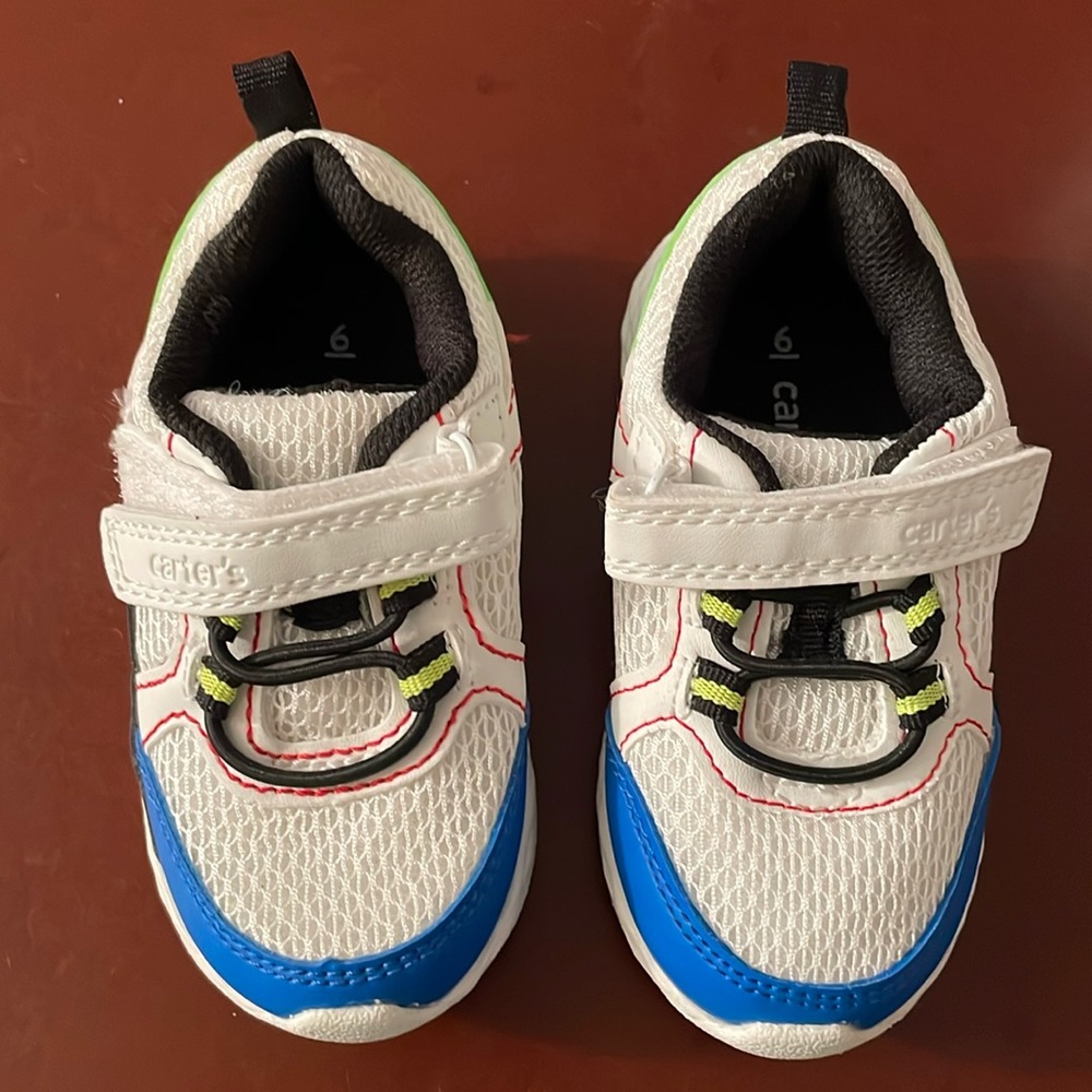 NEW W/O box Carter’s baby/toddler boy sneakers